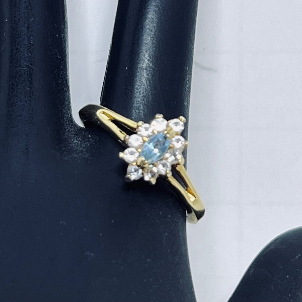 Vintage Gold Tone With Blue And Clear Rhinestones Statement Ring (R390)